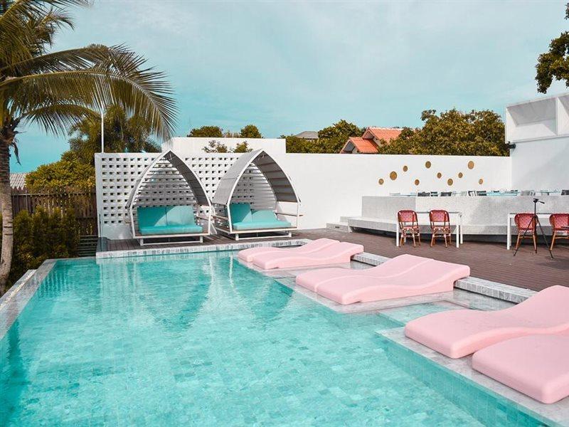 คราม พัทยา Hotel Pattaya ภายนอก รูปภาพ
