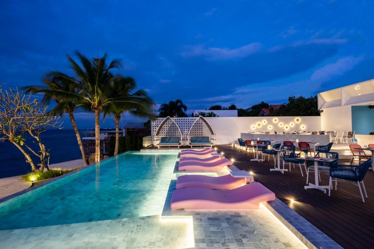 คราม พัทยา Hotel Pattaya ภายนอก รูปภาพ